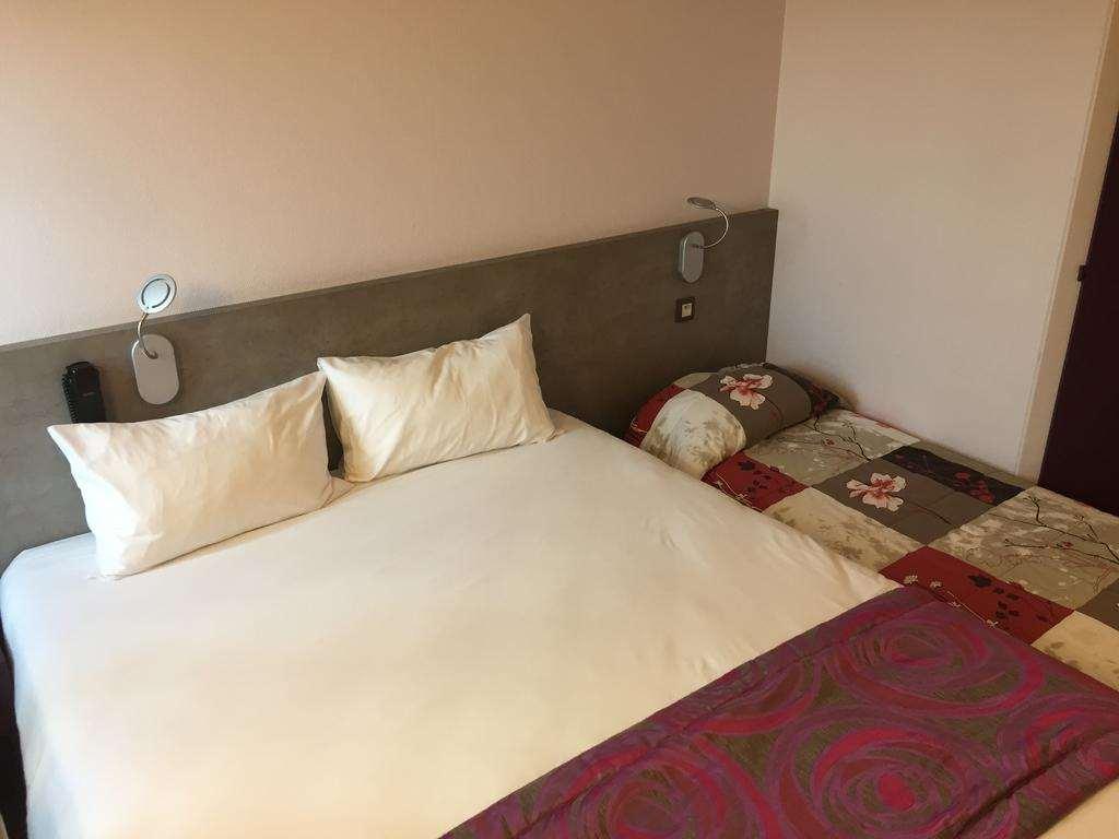 סן-סטורנה Brit Hotel Les Evens חדר תמונה