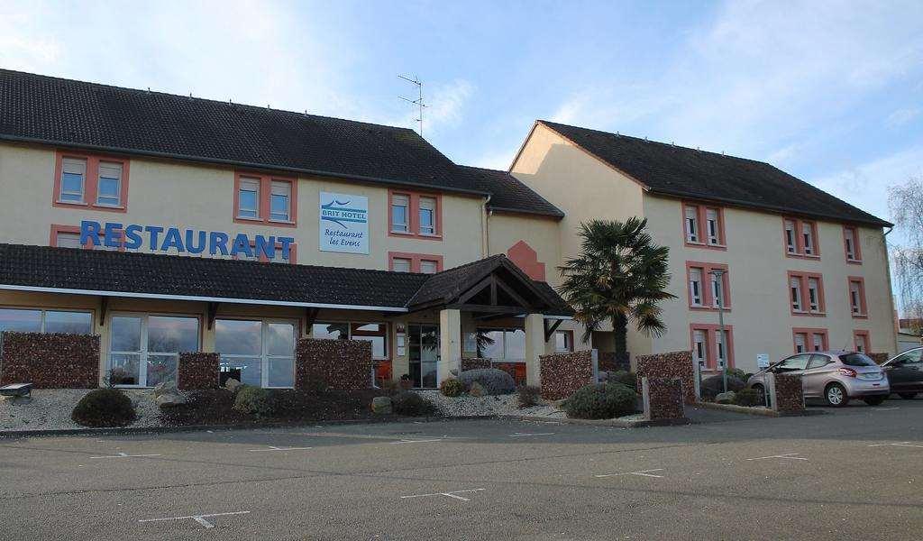 סן-סטורנה Brit Hotel Les Evens מראה חיצוני תמונה